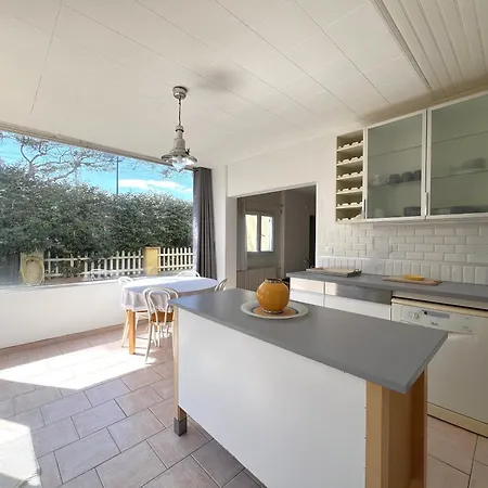 Mistral T3 Climatise Pour 4 Personnes Proche De La Capte Apartmán *